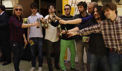 Componentes de los grupos murcianos que actuán en el Festival Estrella de Levante SOS 4.8
